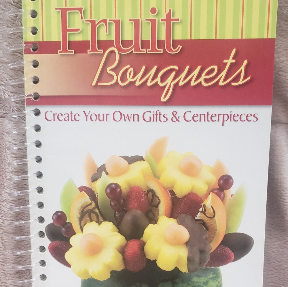 Books - Picture 2 of 4